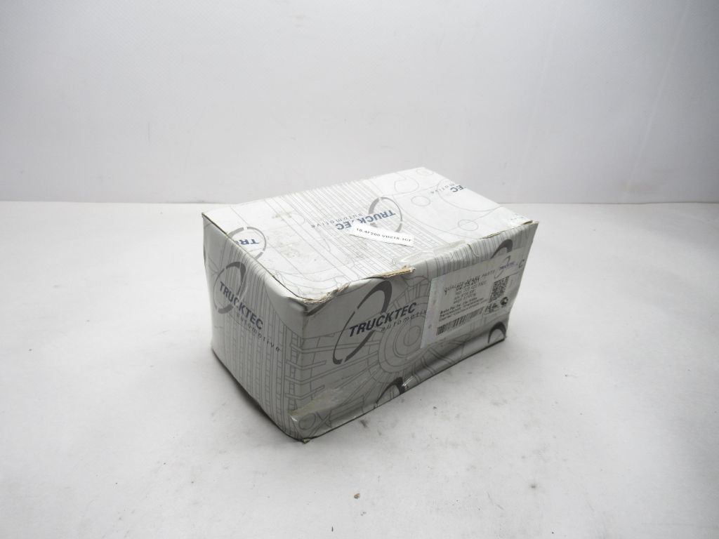 2011-2018 Mercedes Sprinter 3500 Brake Pad Set 0054205320 TRUCKTEC