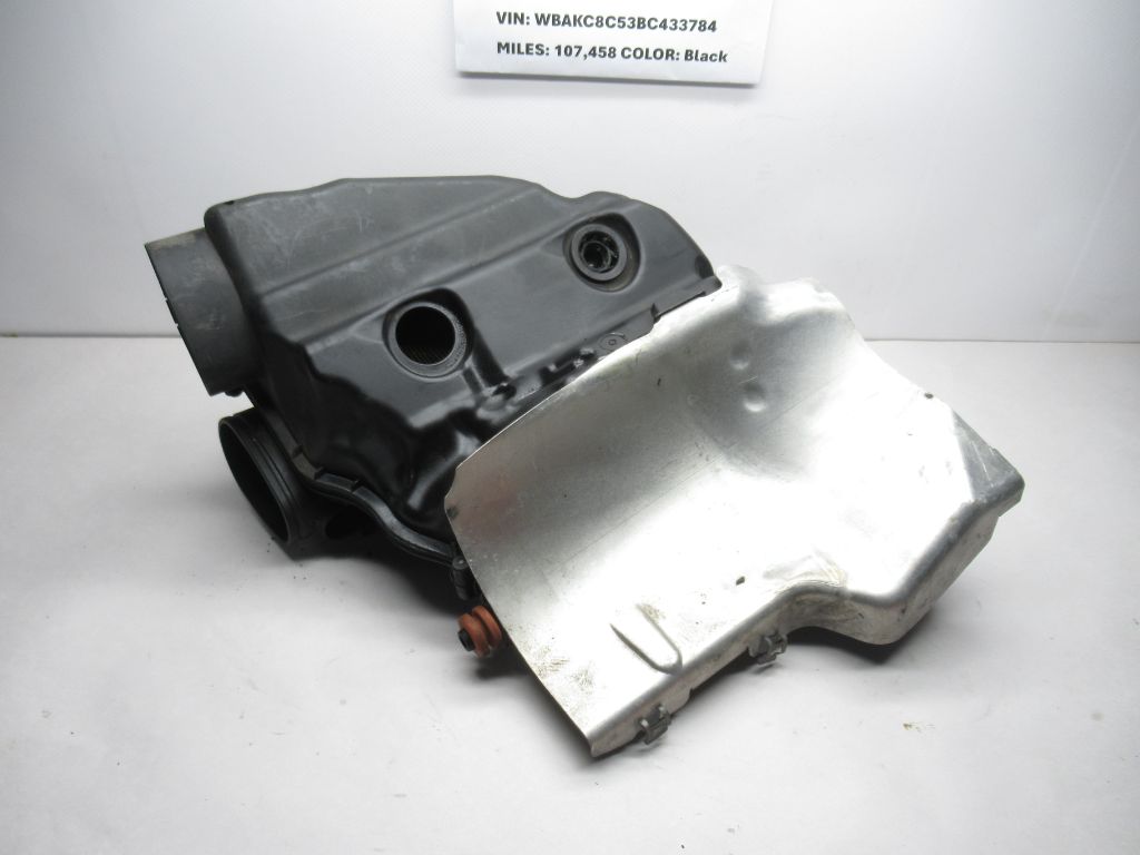 2011-2015 BMW 750Li xDrive Left Air Filter Box 13717577464 OEM