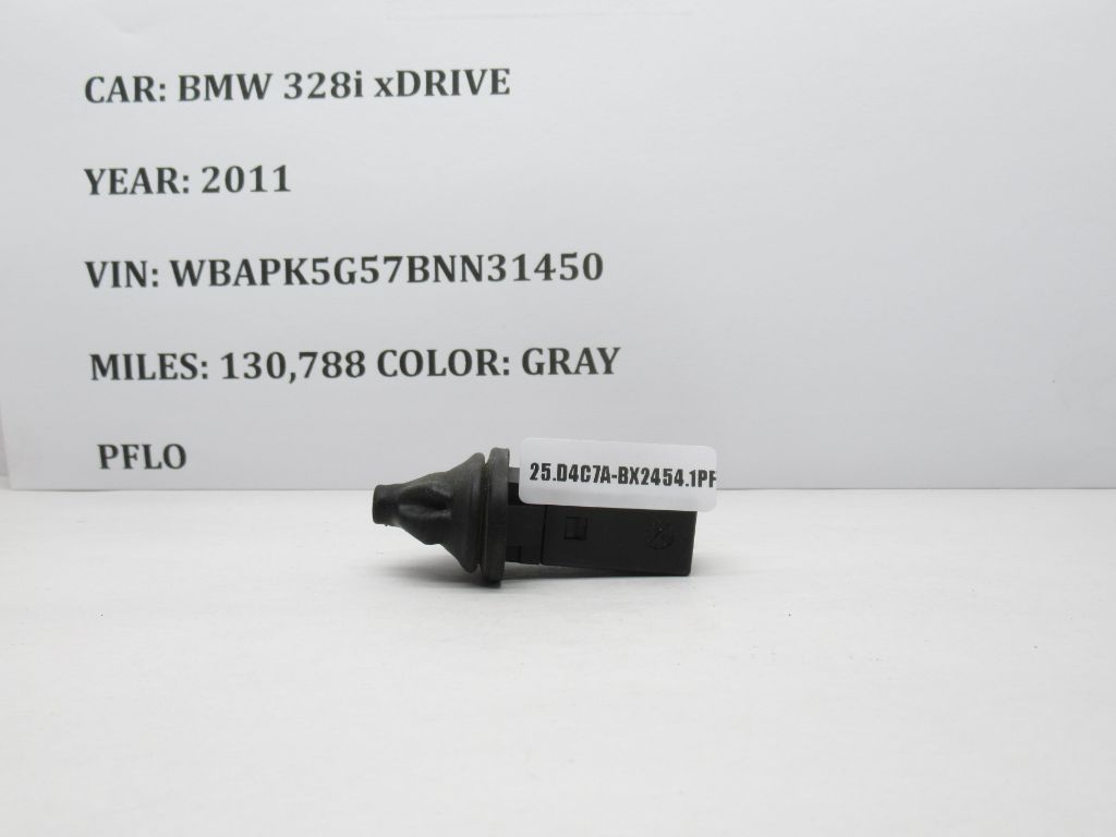 2009-2011 BMW 328I xDrive Fuel Tank Door Latch Release Actuator 82289392 OEM