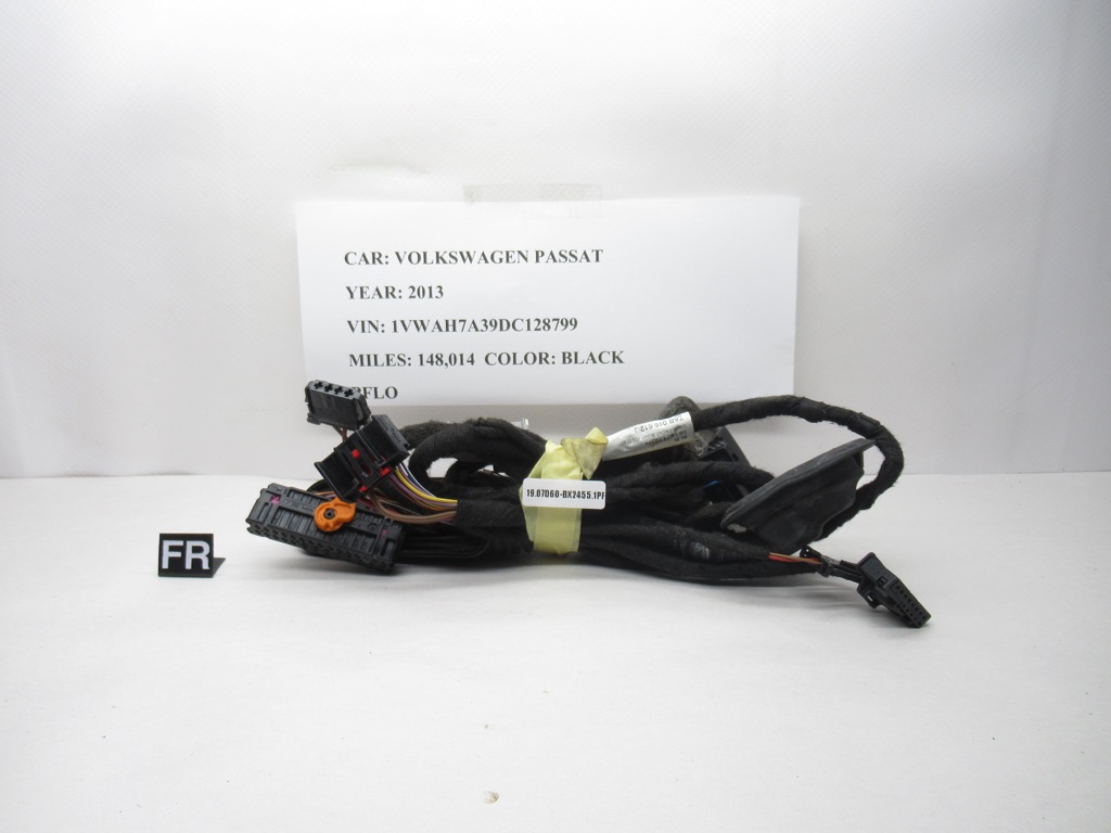 2012-2019 Volkswagen Passat   Front Right Side Wiring Harness  561971121N OEM