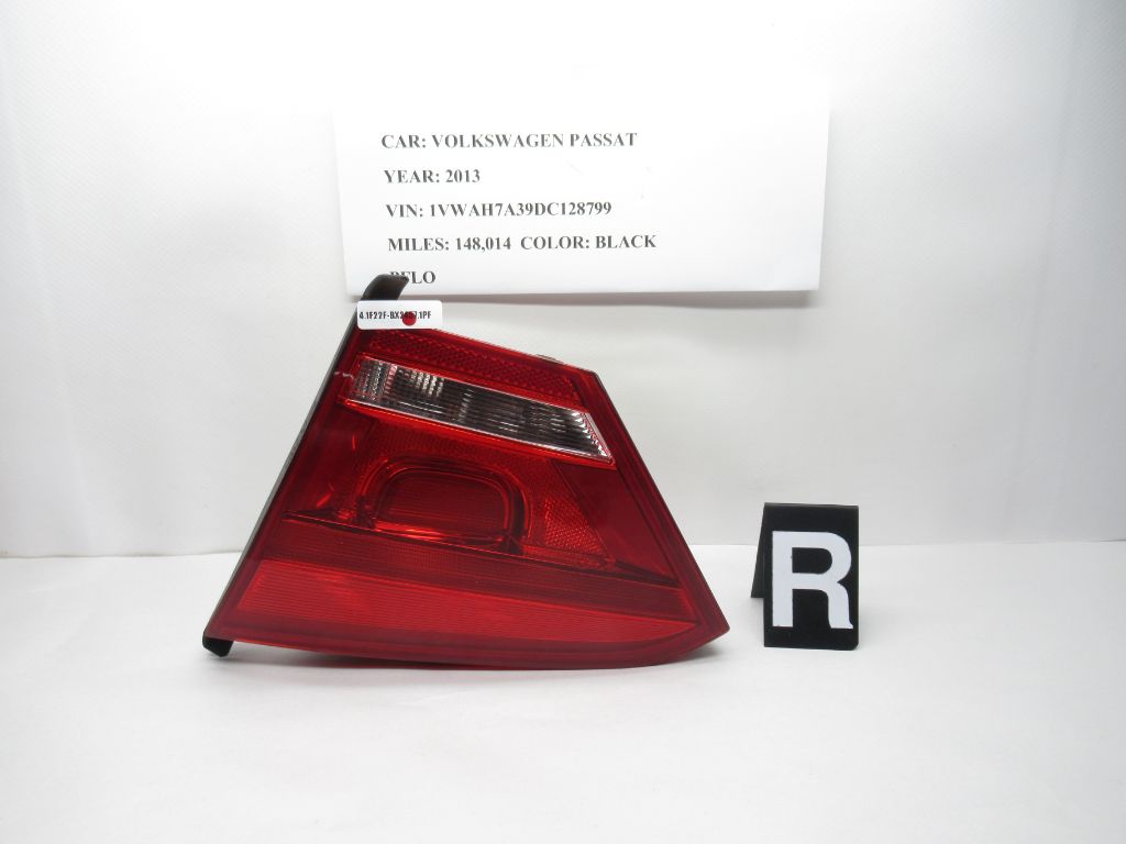2012 - 2015 Volkswagen Passat Right Tail Light 561945094 OEM