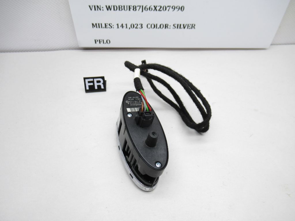 03-09 Mercedes Benz E Class Front Right Window Control Switch A2118219758 OEM