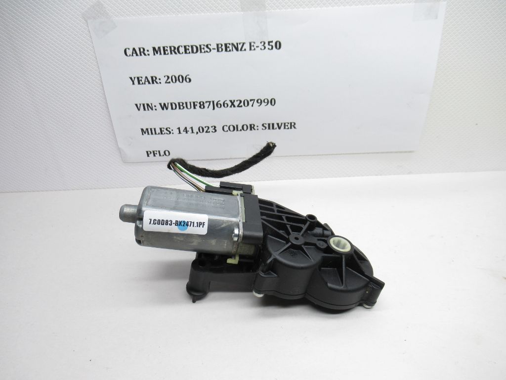 03-06 Mercedes W211 E320 E350 Front Right Seat Adjustment Motor 0390203212 OEM