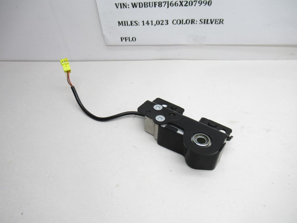 06-13 Mercedes CLS550 E350 RH Seat Weight Control Sensor Module A0118207310 OEM
