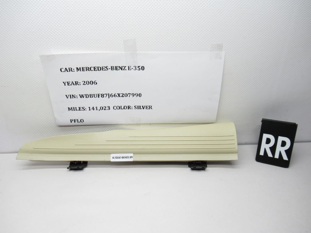 2006-2008 Mercedes E 350 Rear Door Sill Scuff Plate Cover Right 2116800635 OEM