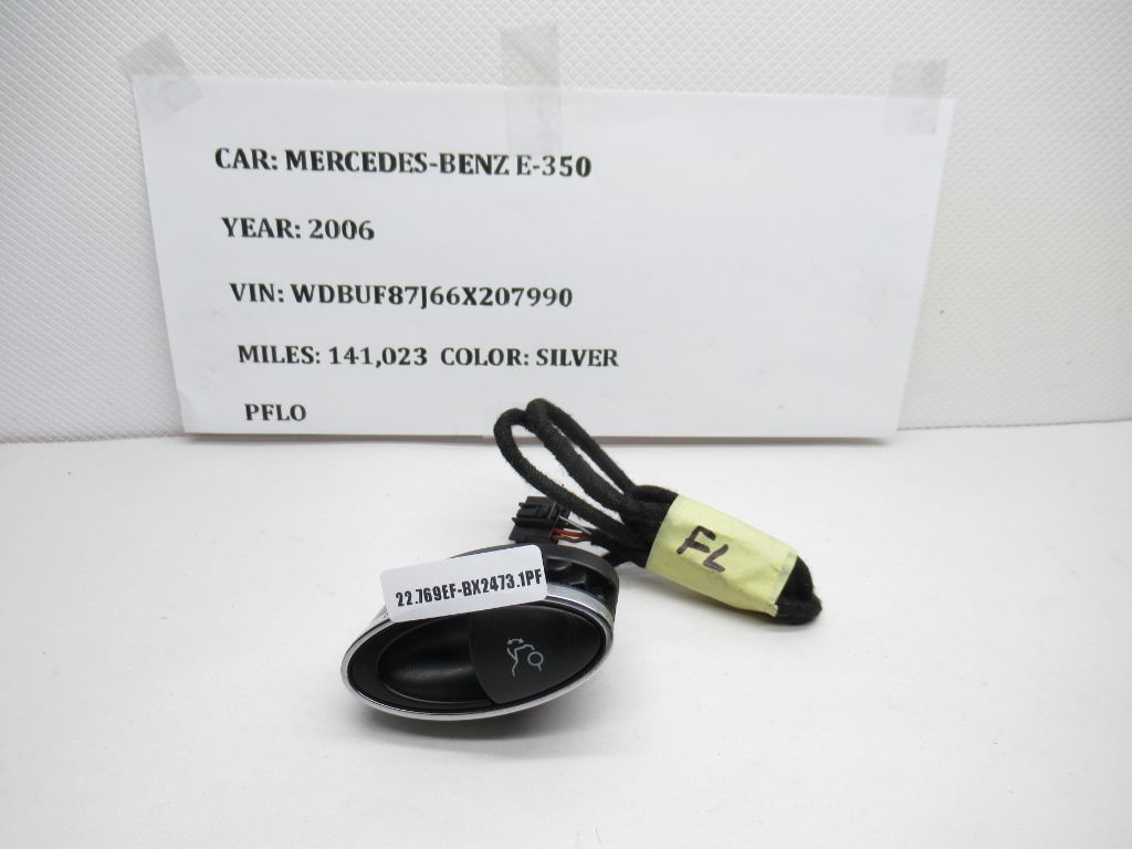 06-08 Mercedes E350 Trunk Release Switch 2118210579 OEM