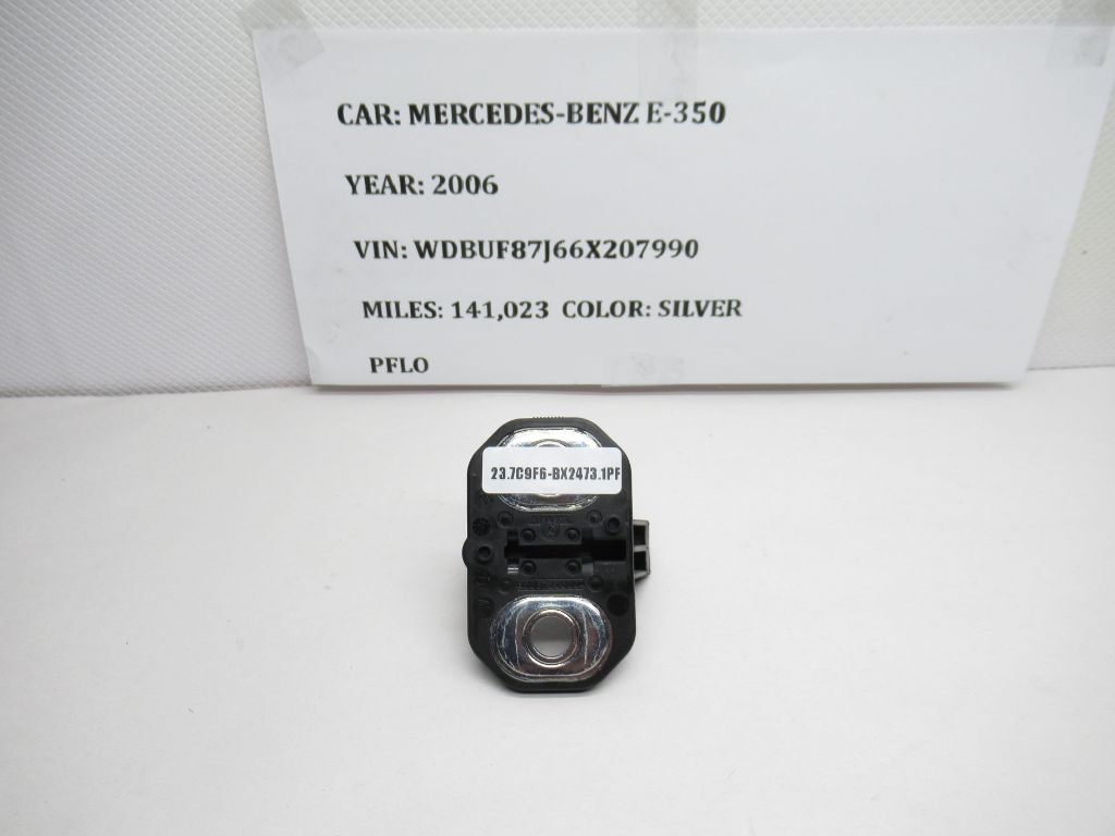 06-08 Mercedes  E350 Door Lock Latch Catch Striker 2037200004 OEM