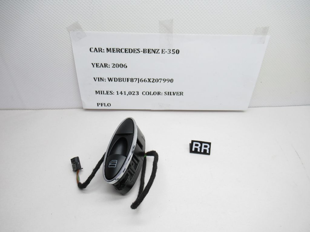 06-08 Mercedes E350 Rear Right Window Control Switch A2118219958 OEM