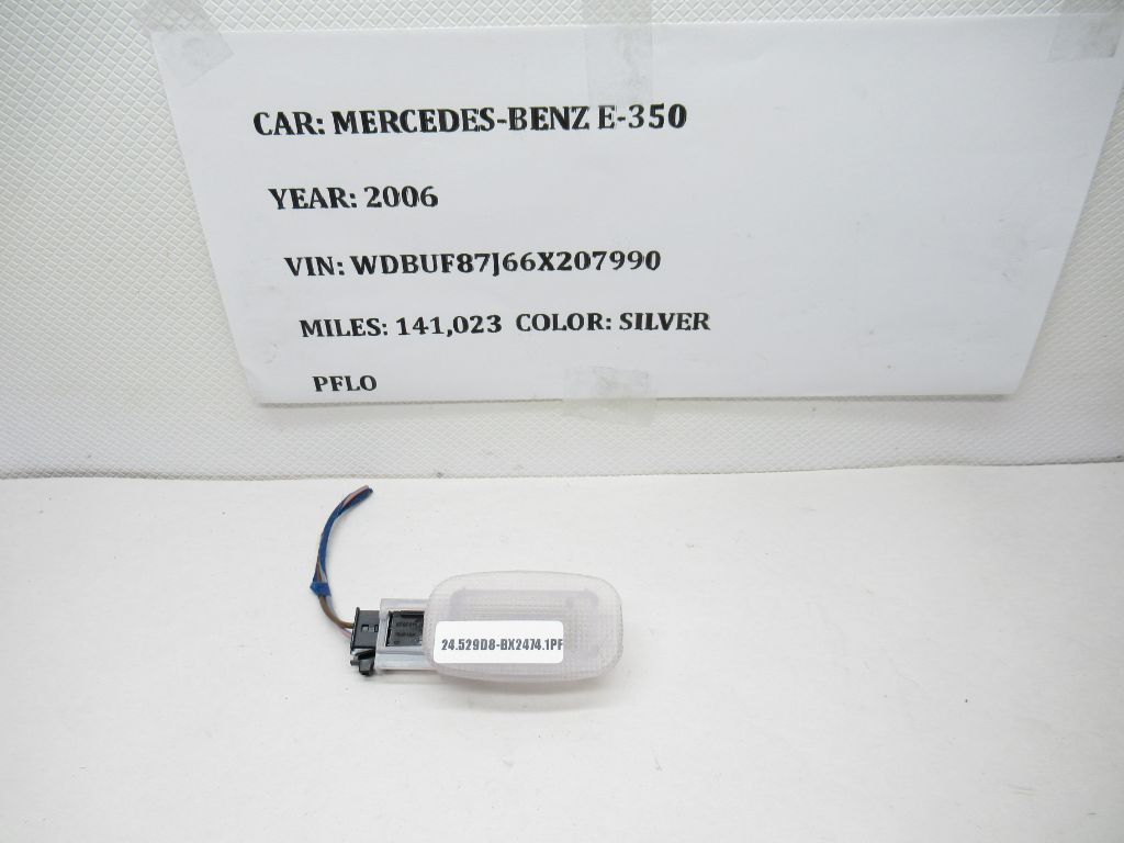 2006-2009 Mercedes E350 Interior Reading Lamp A2118203801 OEM