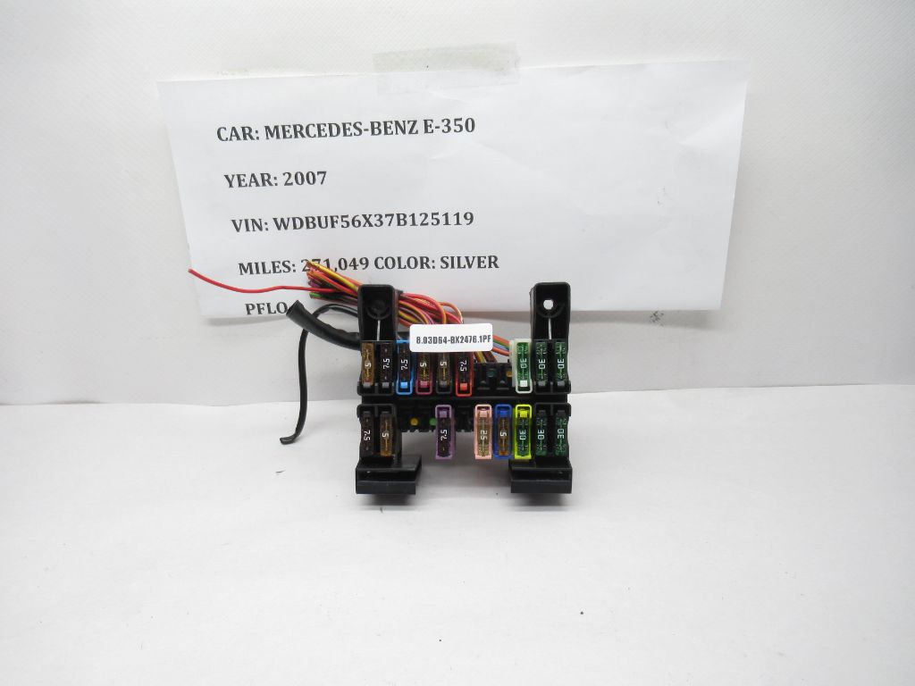 07-09 Mercedes E350 Front Left Dashboard Dash Fuse Box 211 545 03 01 OEM