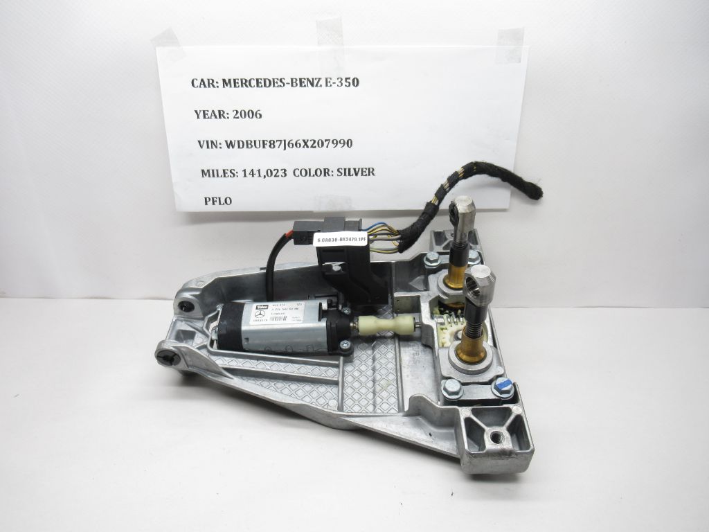 03-09 Mercedes Benz E Class Steering Column Bracket W/motor A2114620005 OEM