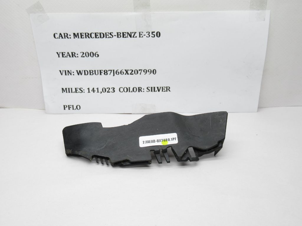 2006 Mercedes-Benz E350 Hinge Cover Right A2118310644 OEM