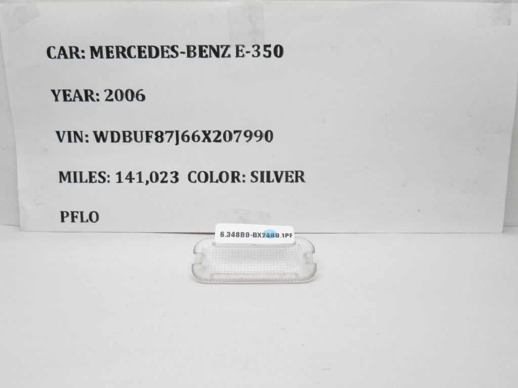 2006-2009 Mercedes-Benz E350 Door Interior Light Lens A2118250010 OEM