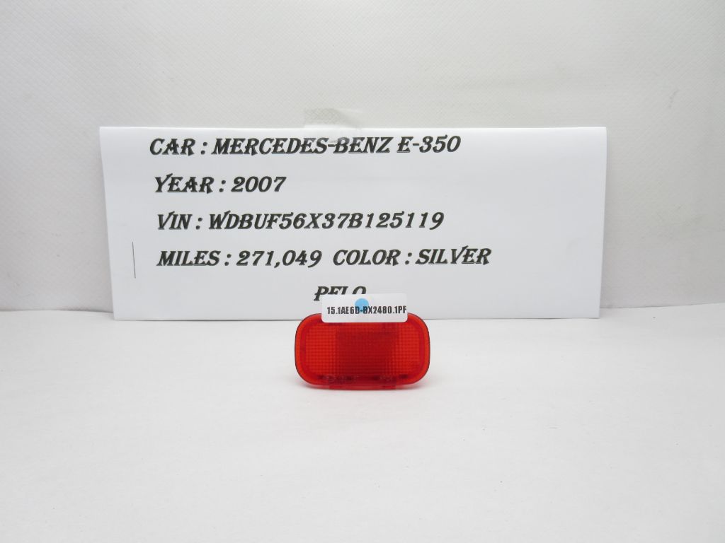 2006-2009 Mercedes-Benz E350 Door Reflector Lens Red Light 2118250510 OEM