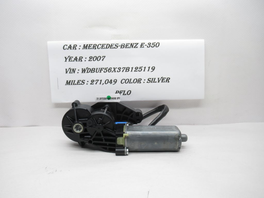 2006-2009 Mercedes-Benz E350 Left Front Seat Adjust Recline Motor 0390203208 OEM