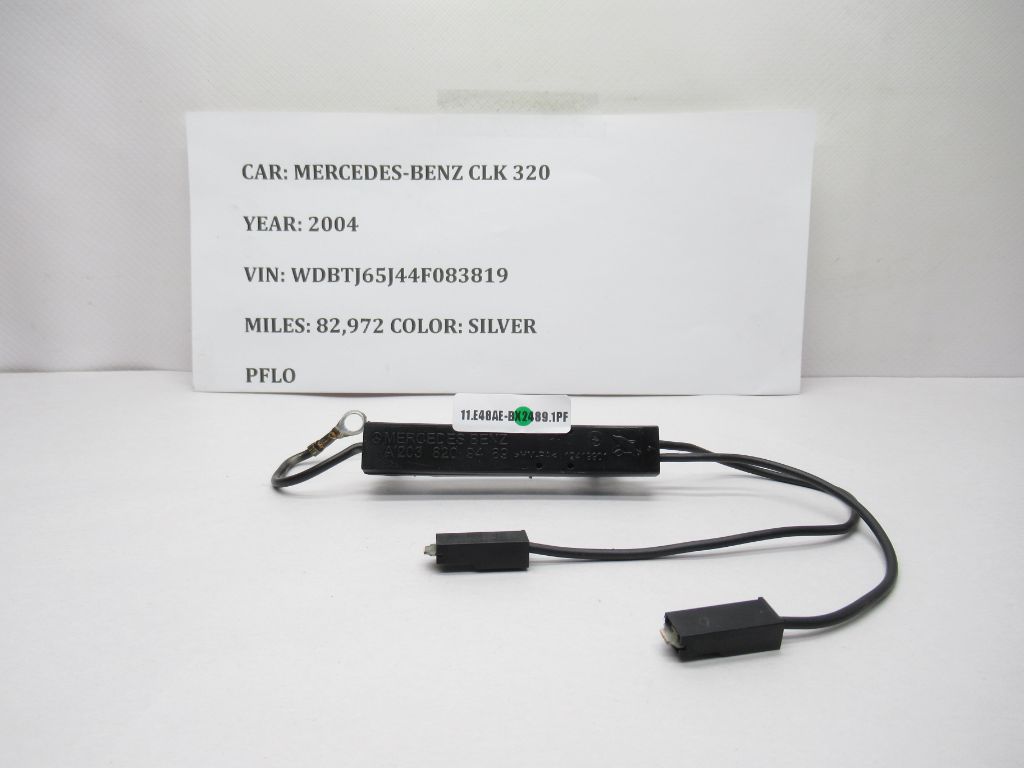 03-04 Mercedes CLK320 Radio Audio Antenna Noise Filter Amp A2038209489 OEM