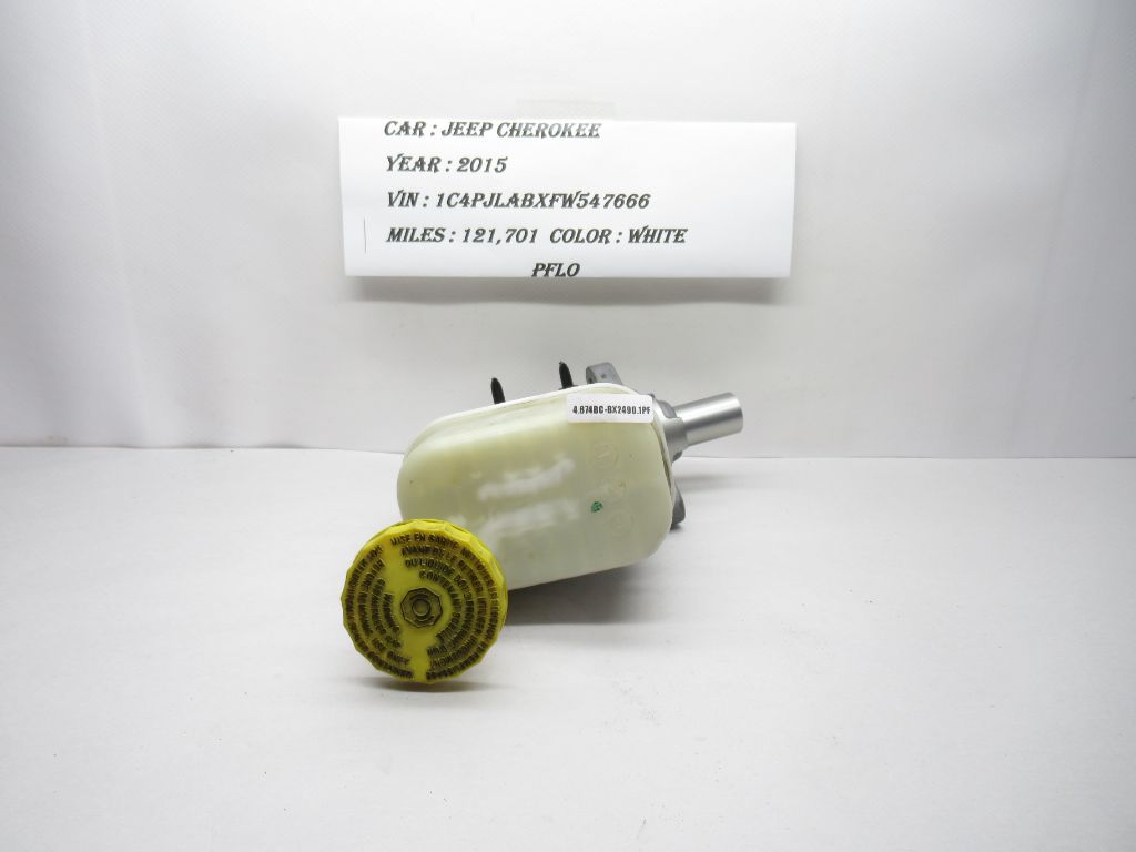 2011-2016 Jeep Cherokee Brake Master Cylinder 791466 OEM