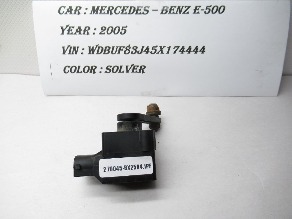 2003-2006 Mercedes E500 Suspension Level Sensor A 010 542 76 17 OEM