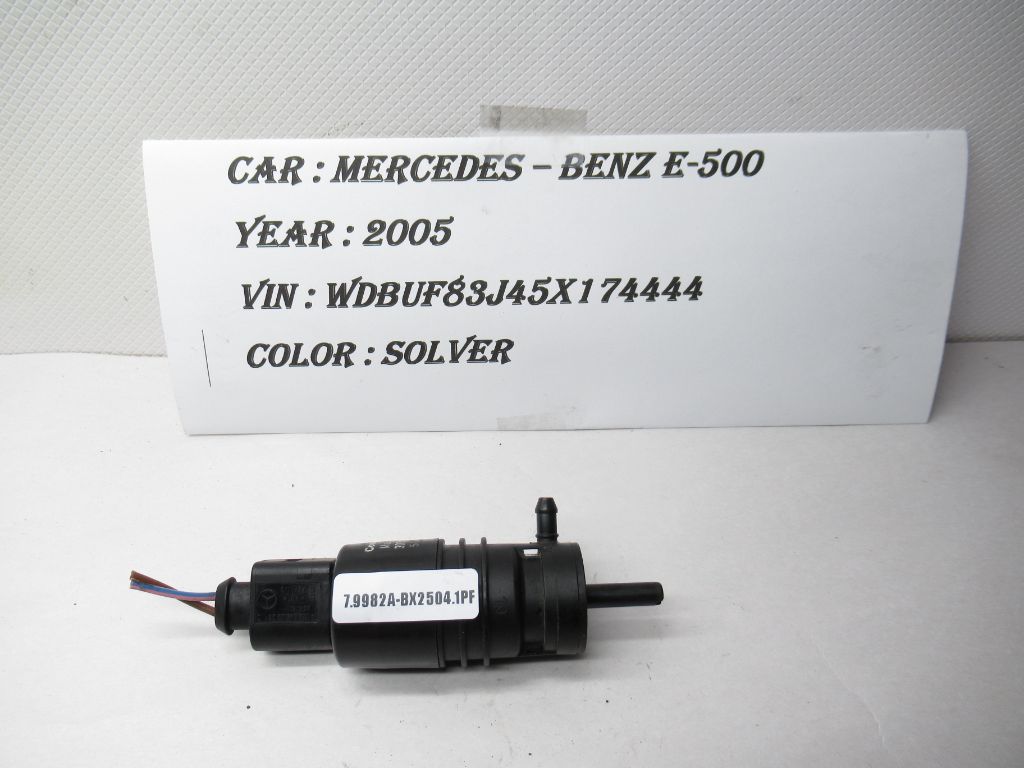 03-06 Mercedes E500 Windshield Washer Pump 3020175 OEM