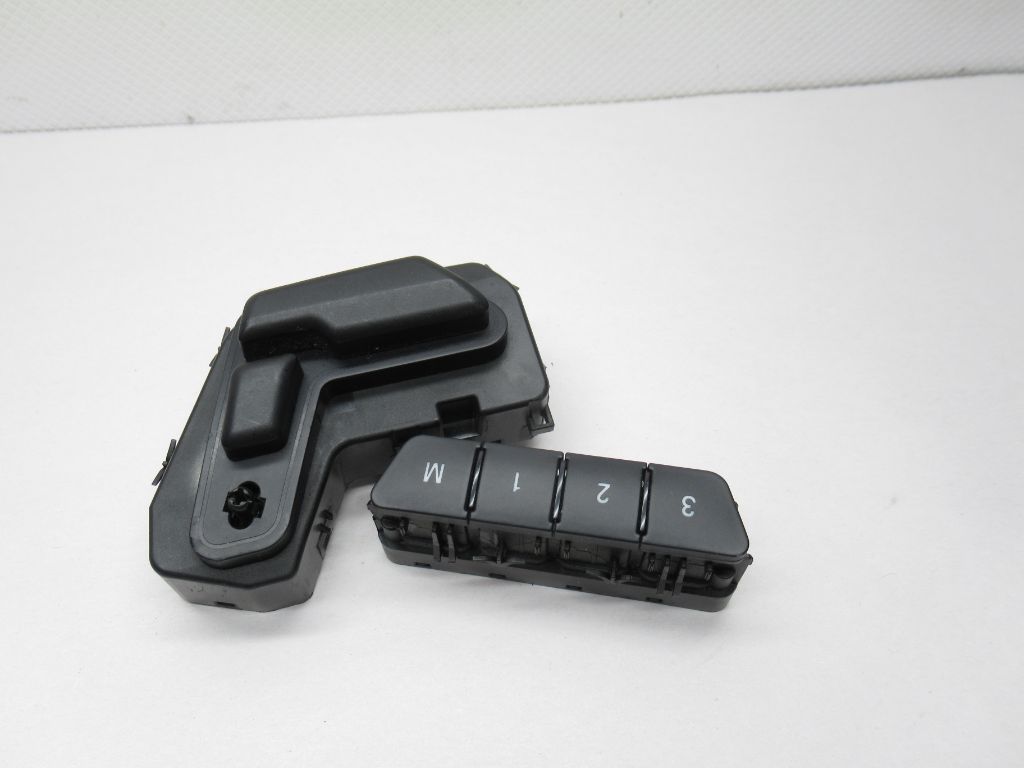 10-15 Mercedes E550 E400 CLS550 FR Side Seat Control Switch A2128700558 OEM