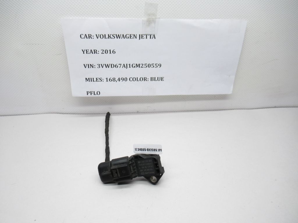 2014-2016 Volkswagen Jetta Electricity Air Pressure Sensor 0261230389 OEM