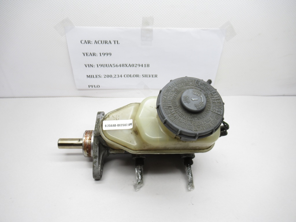 1999-2003 Acura TL  Master Cylinder 46100-S0K-A03 OEM