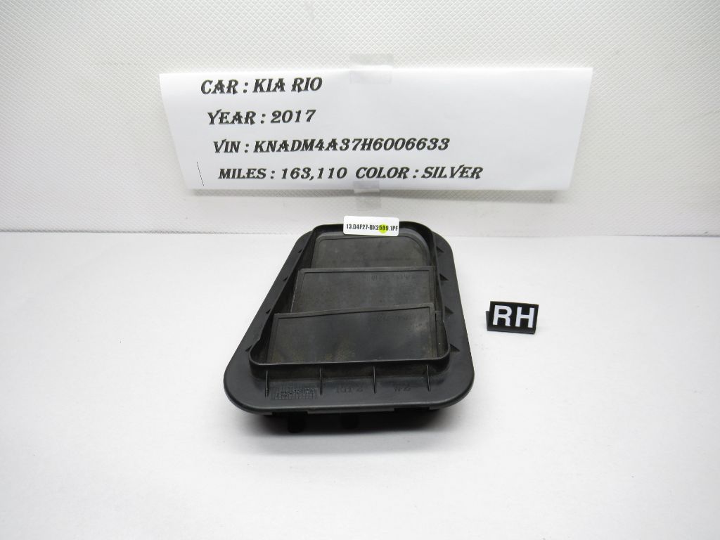 2012-2017 Hyundai Accent Rear Body Ventilation Grill Right 97510-2F200 OEM