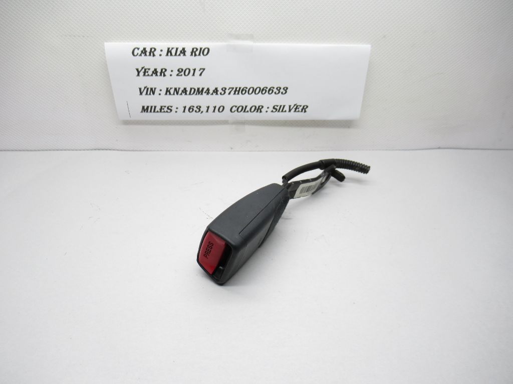 12-17 Kia Rio Front Right Passenger Side Seat Belt Latch Buckle 888401W510HU OEM