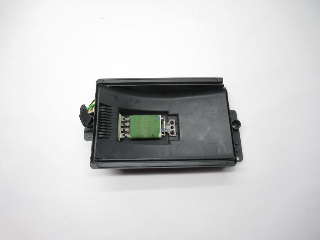 1999-2006 Volkswagen Golf GTI Heater Resister 1J0819022A OEM