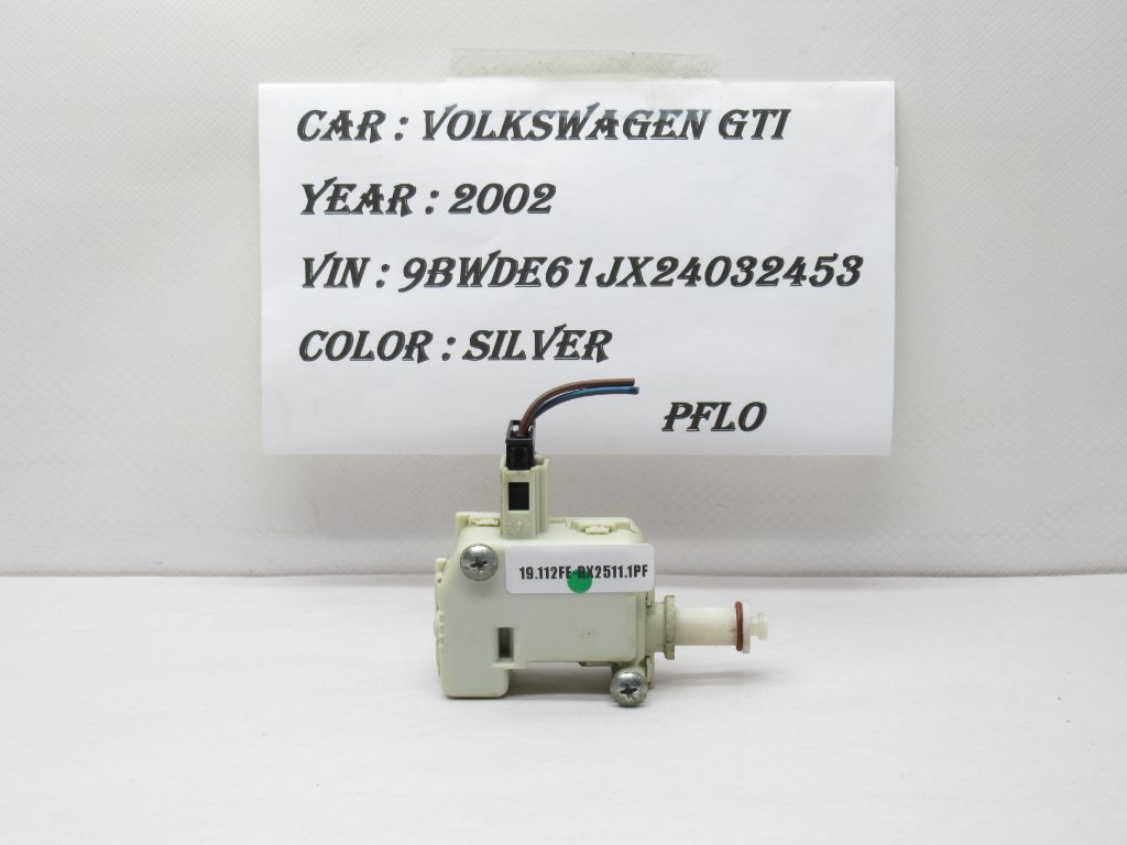 1999-2003 Volkswagen Golf Fuel Gas Door Flap Actuator 1J6810773B OEM