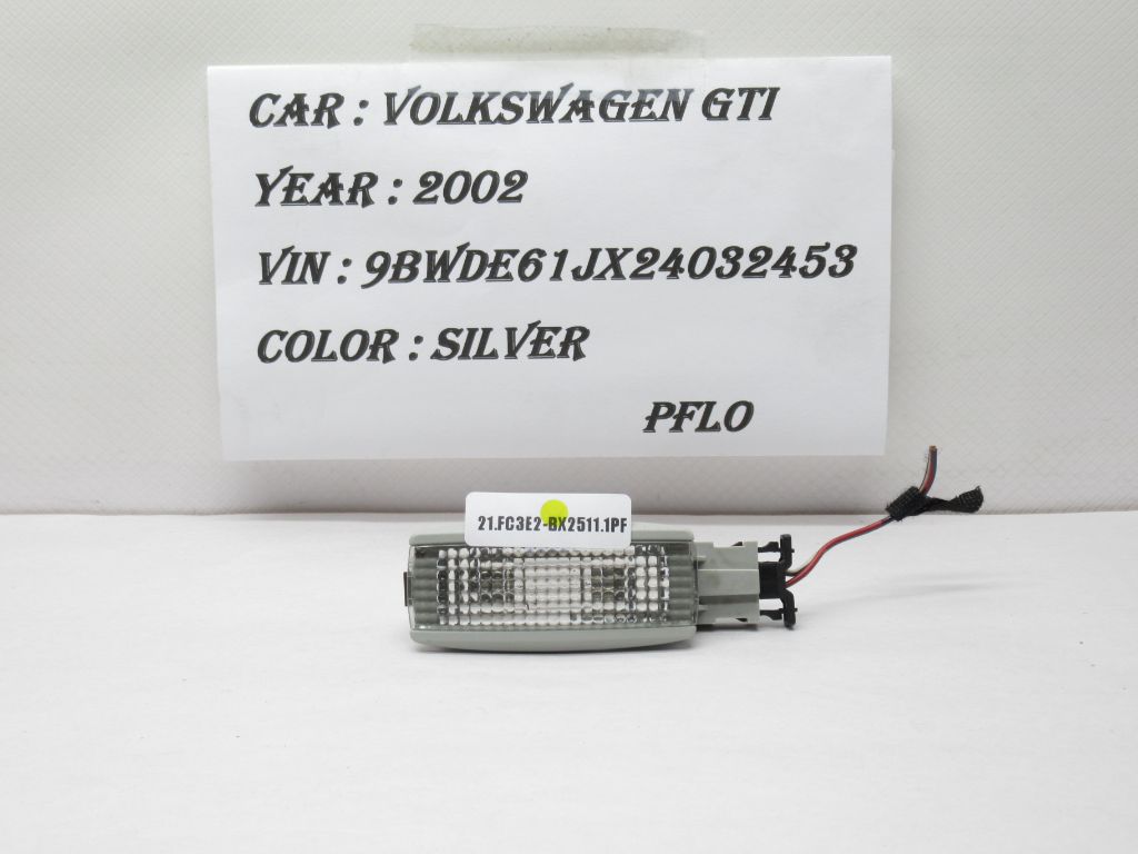 1999-2003 Volkswagen Jetta Passat Golf Sun Visor Light 3B0947113 OEM