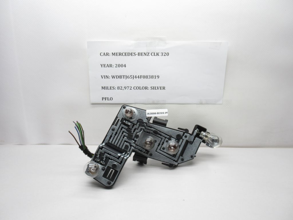 04-05 Mercedes CLK320 Tail Light Brake Lamp Bulb Socket Plate A2098200577 OEM