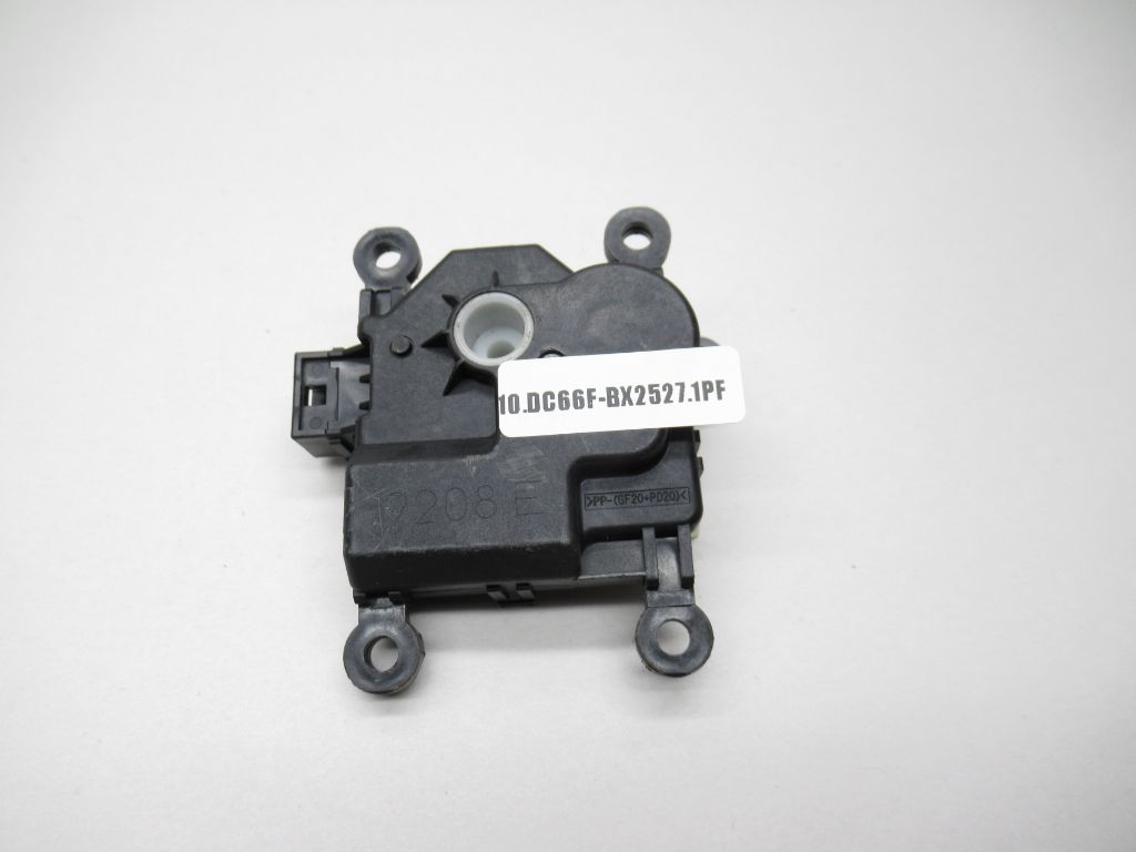 2016 Mazda 2 Air Flap Motor Heater Actuator KD47-61-A70 OEM