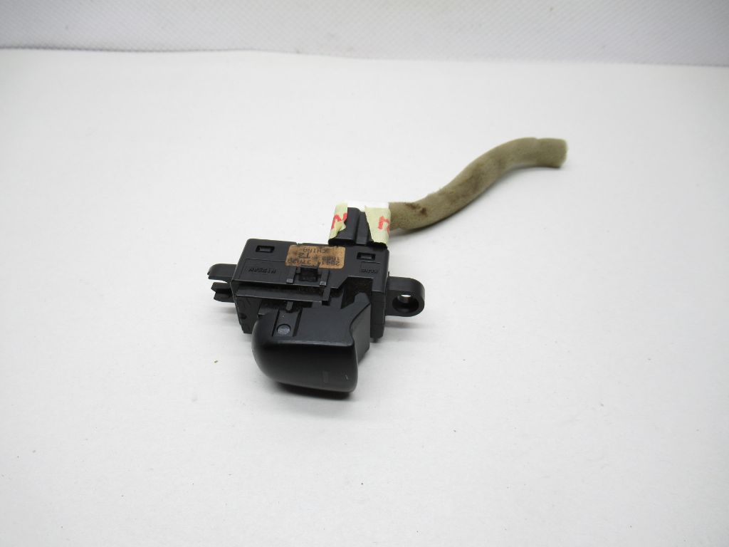 2013-2018 Nissan Altima Rear Right Side Window Button Switch 25411-3TA3A OEM