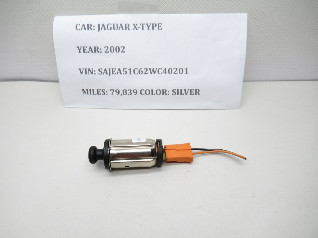 2002-2008 Jaguar X-Type Cigarette Lighter  C2S6874 OEM