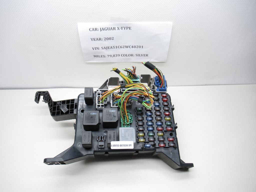 02-04 Jaguar X-Type Front Relay Fuse Box 1X43-14A073-AE OEM
