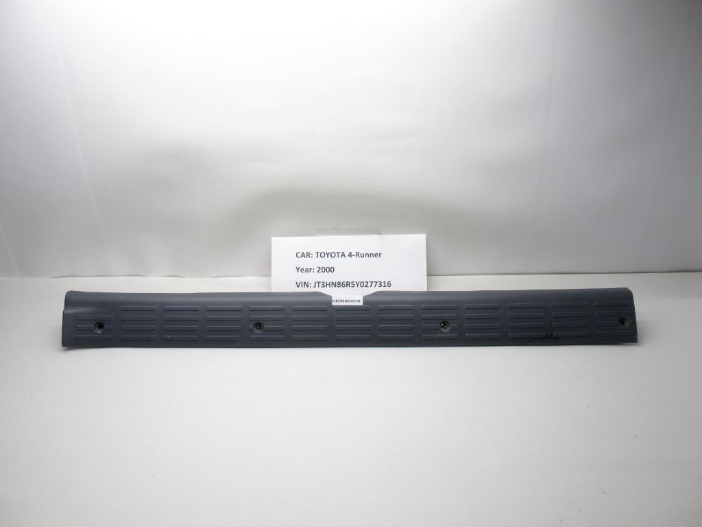 96-02 Toyota 4Runner Front Right Scuff Plate Molding Trim Tan 67913-35010 OEM