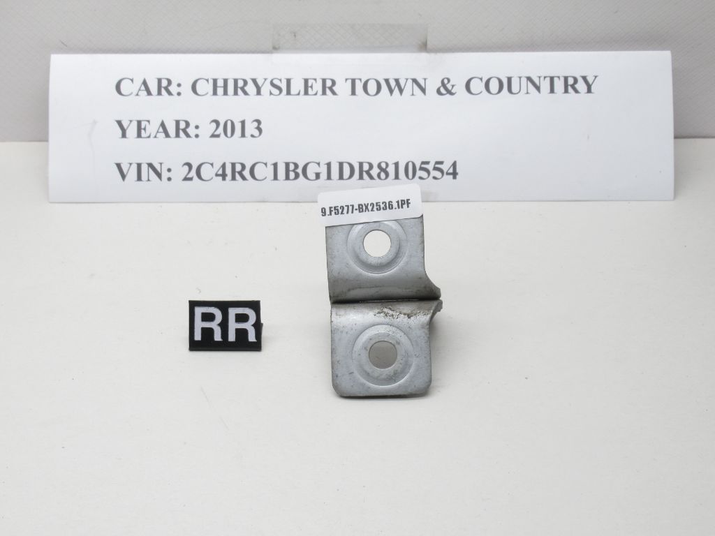 01-16 Chrysler Town & Country RR Sliding Door Latch Striker 4717598AH OEM