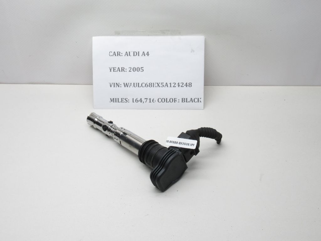 2002-2005 Audi A4  Engine Ignition Coil Ignitor Pack 0040102043 OEM