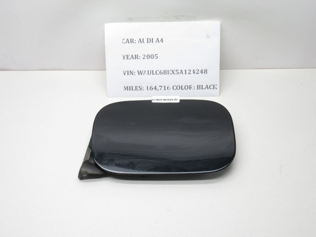 2002-2005 Audi A4 Fuel Tank Gas Door Cover 8E0809905B OEM
