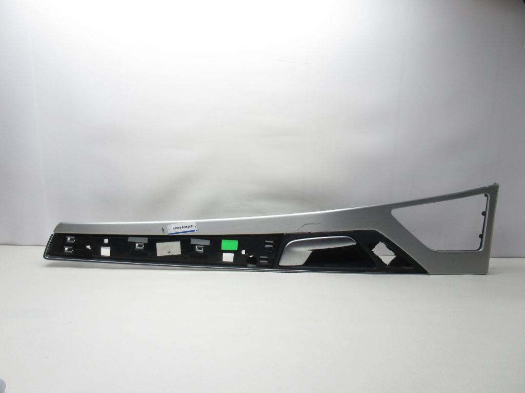 2011-2018 AUDI A8 S8 Rear Right Interior Door Handle w / Trim 4H0867470 OEM