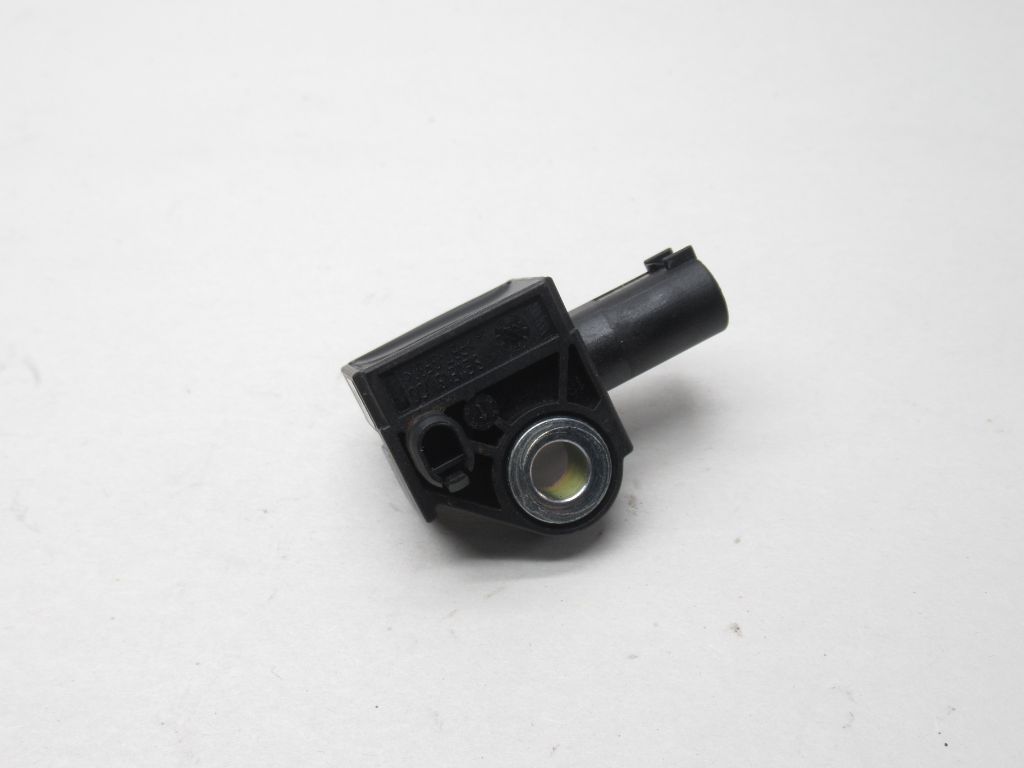 2013-2020 Dodge Grand Caravan Impact Acceleration Sensor 68137947AA OEM