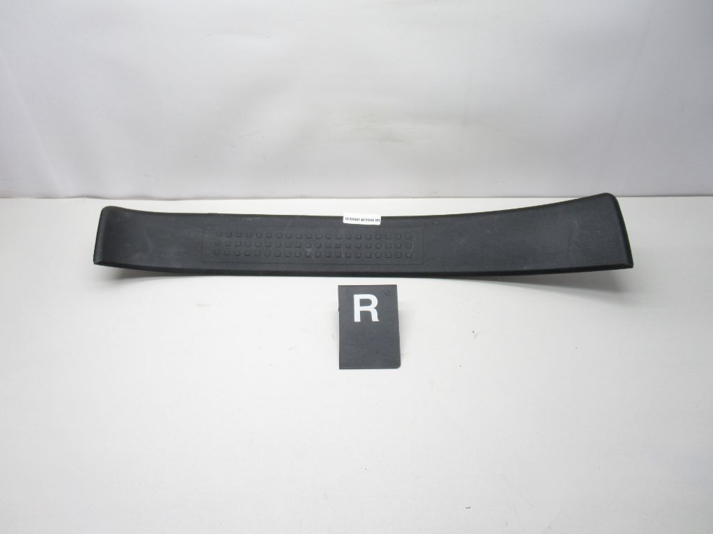2002-2008 Audi A4 Rear Right Door Sill Scuff Step Plate  8E0853376 OEM