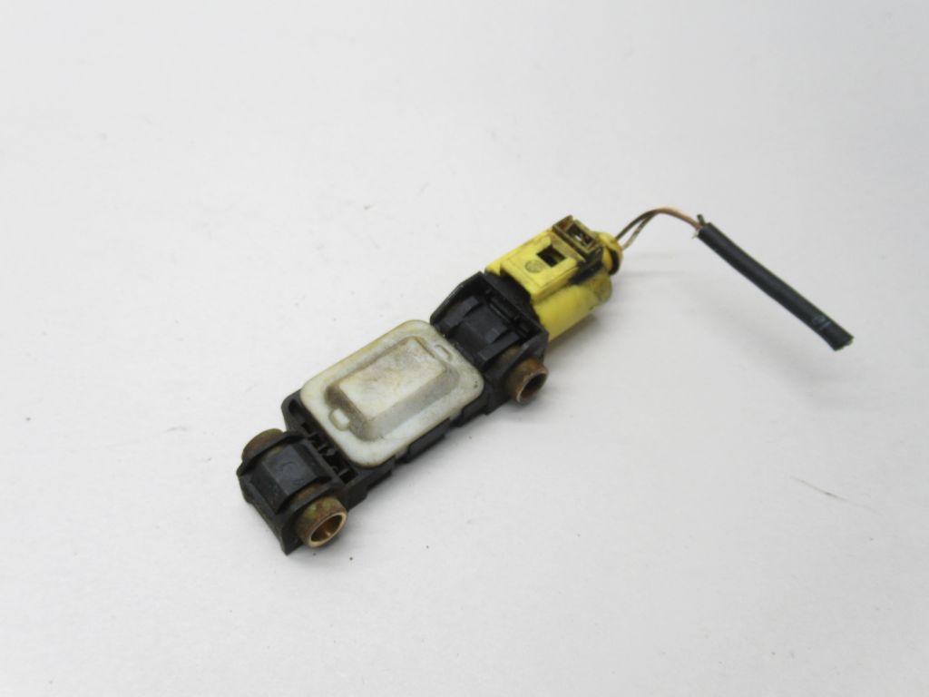 2004-2008 Audi A4 Rear Left or Right Impact Sensor 8E0959643A OEM