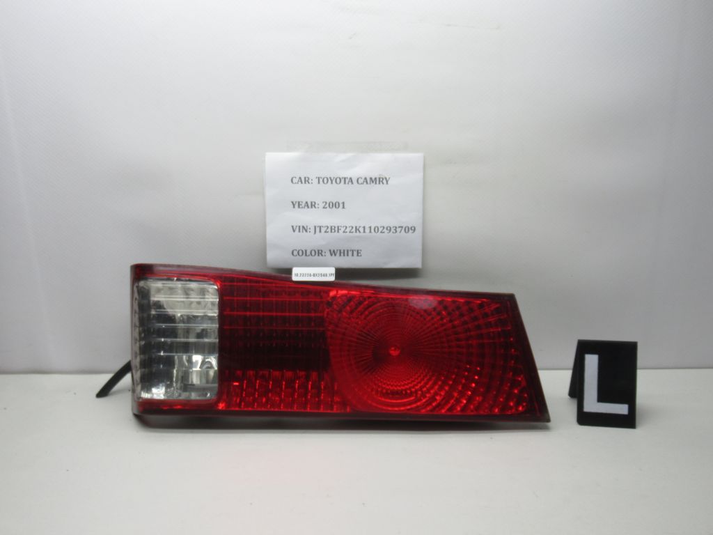 2000-2001 Toyota Camry Tail Light Inner Left Driver Inner OEM