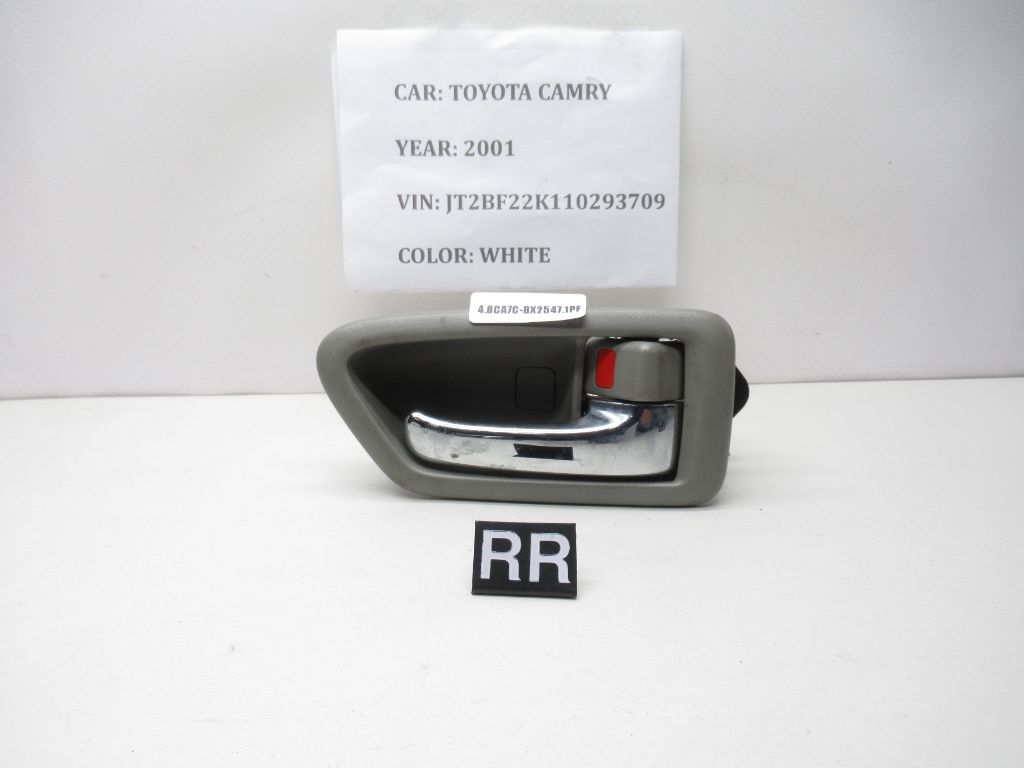 1997-2001 Toyota Camry Rear Right Interior Door Handle Assembly 69273-AA010 OEM