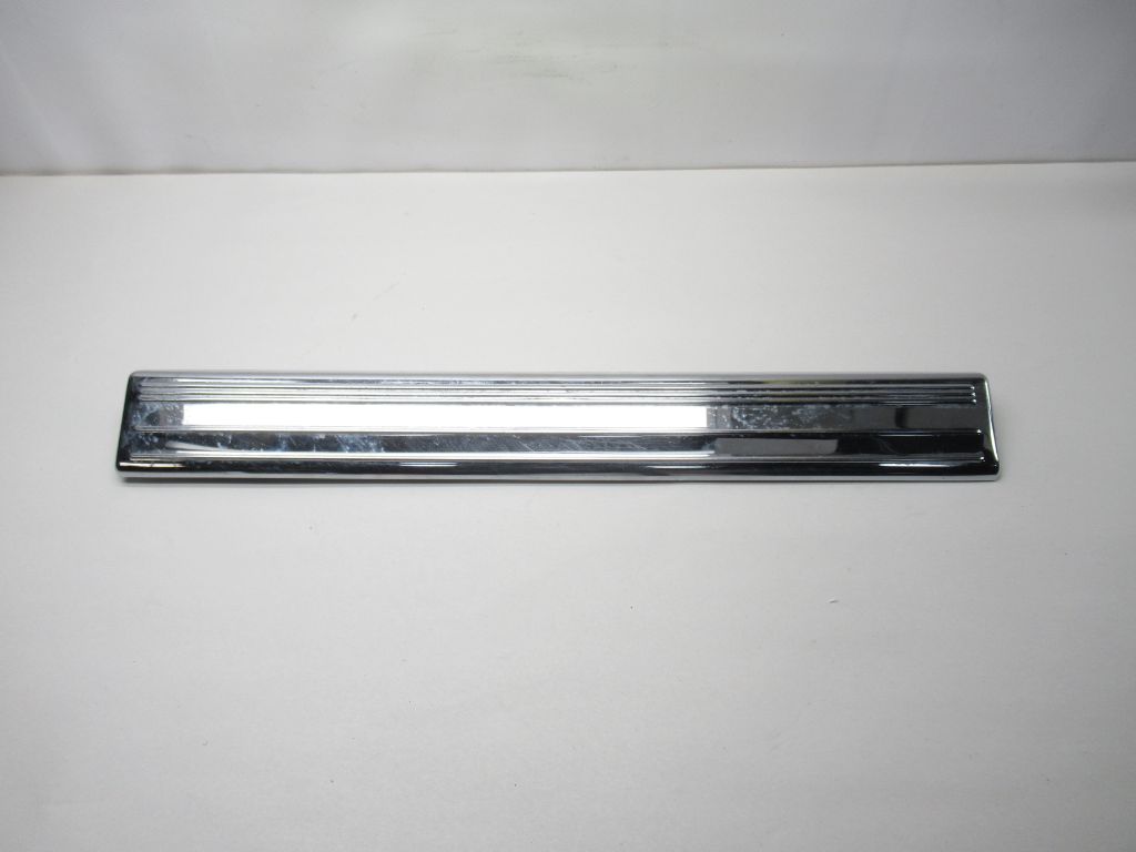 00-06 Mercedes S430 S-Class Door Step Scuff Plate Sill Trim A2206808735 OEM