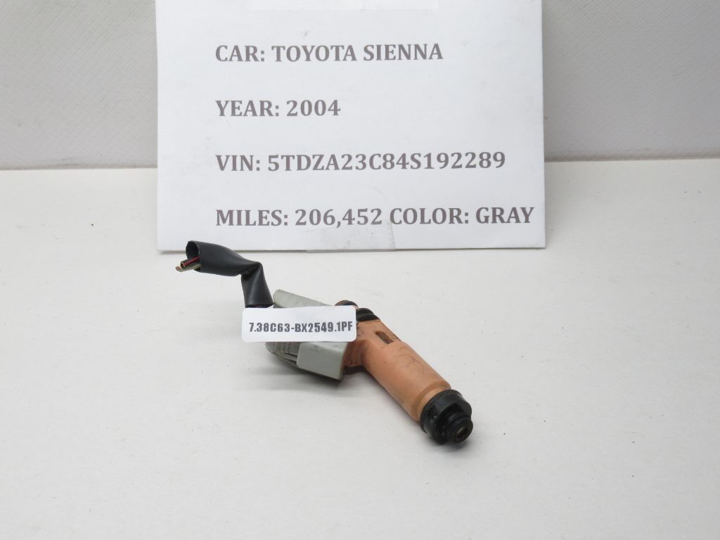 2004 - 2010 TOYOTA SIENNA Fuel Injector 23250-0A020 OEM