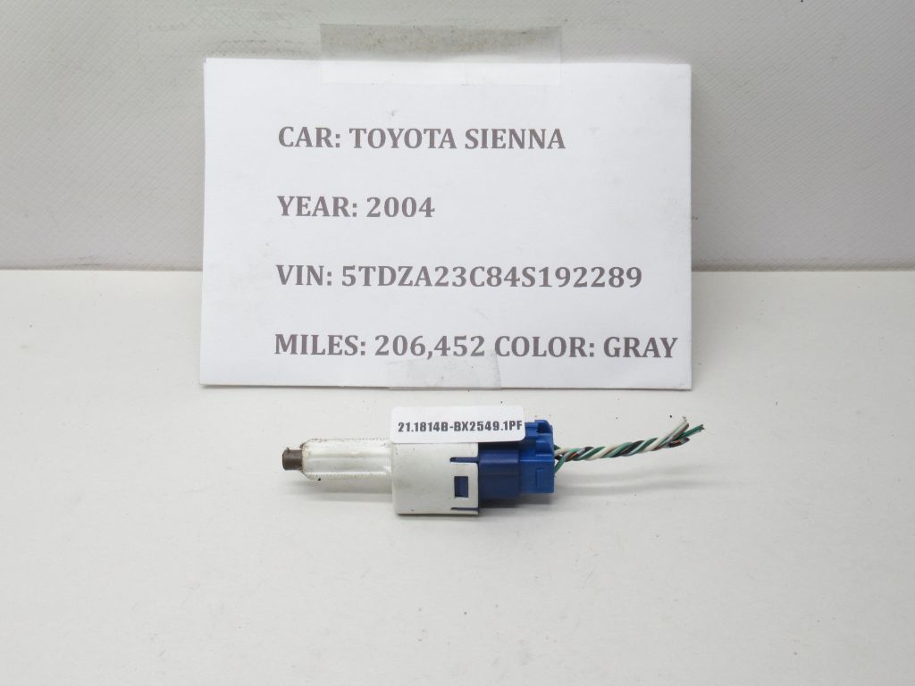 2004 - 2010 TOYOTA SIENNA Brake Pedal Stop Light Lamp Switch 84340-69015 OEM