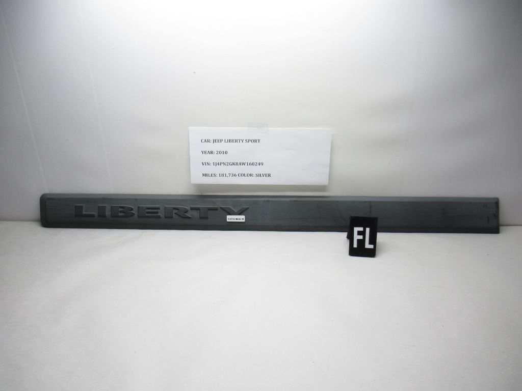 2008-2012 Jeep Liberty Front Left Door Molding Panel 5KG83TRMAA OEM